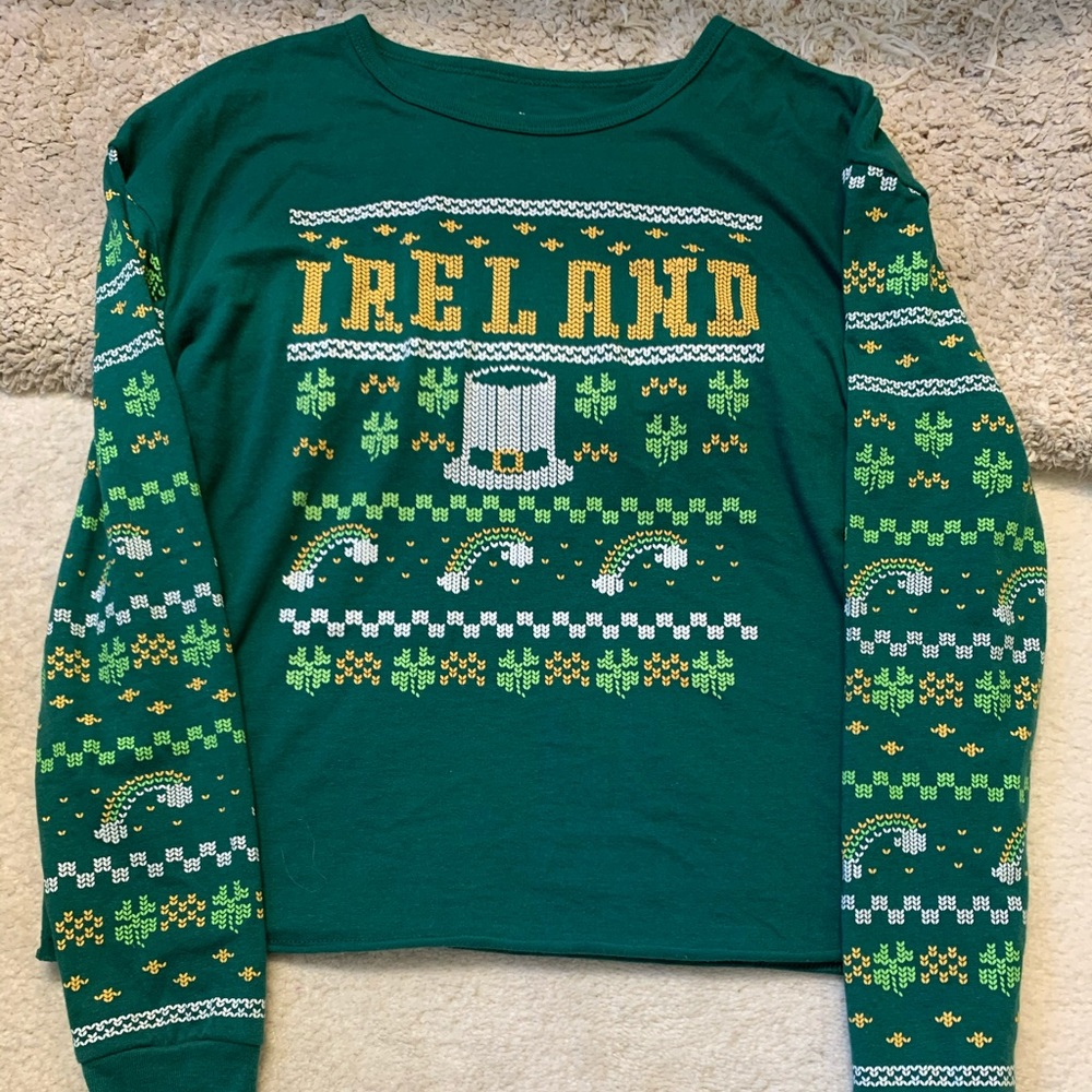 🇮🇪 ☘️ really cute Ireland Shirt